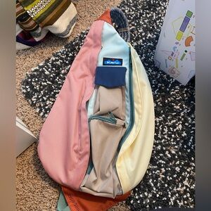 Kavu sling bag